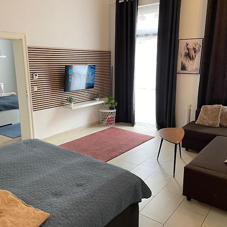 Schoenes Apartment Mitten In Der Stadt III Koblenz  Eksteriør billede