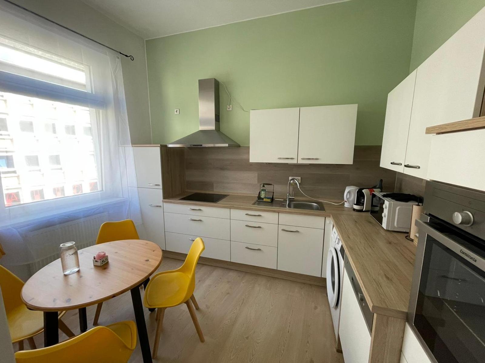 Schoenes Apartment Mitten In Der Stadt III Koblenz  Eksteriør billede